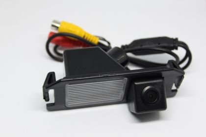 Κάμερα οπισθοπορείας για Hyundai genesis coupe(2010-2011) / i30 / Kia Soul (2011+)/ Solaris HB